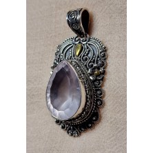 Pendentif Quartz Rose